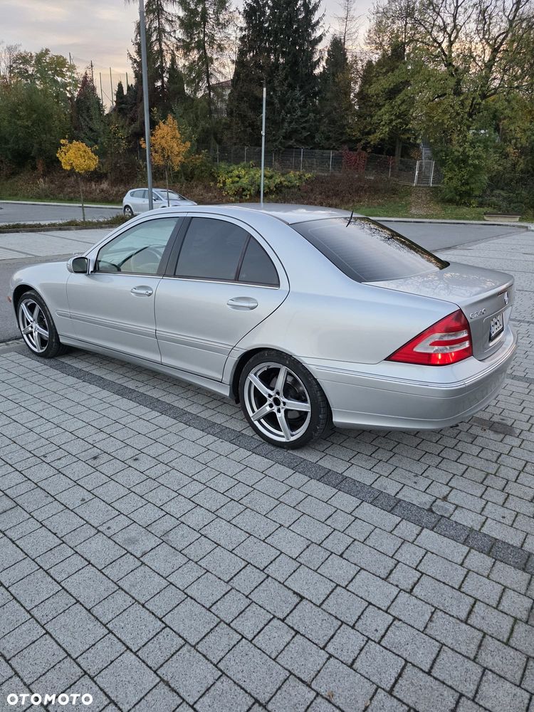 Mercedes-Benz Klasa C - 7