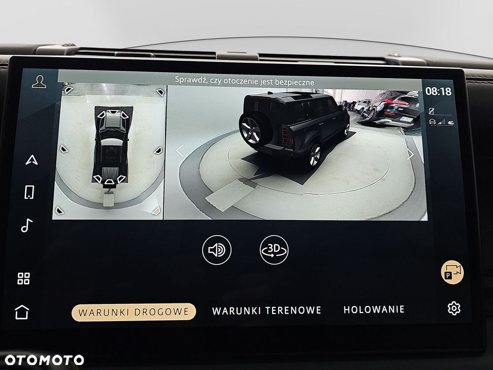 Land Rover Defender - 32