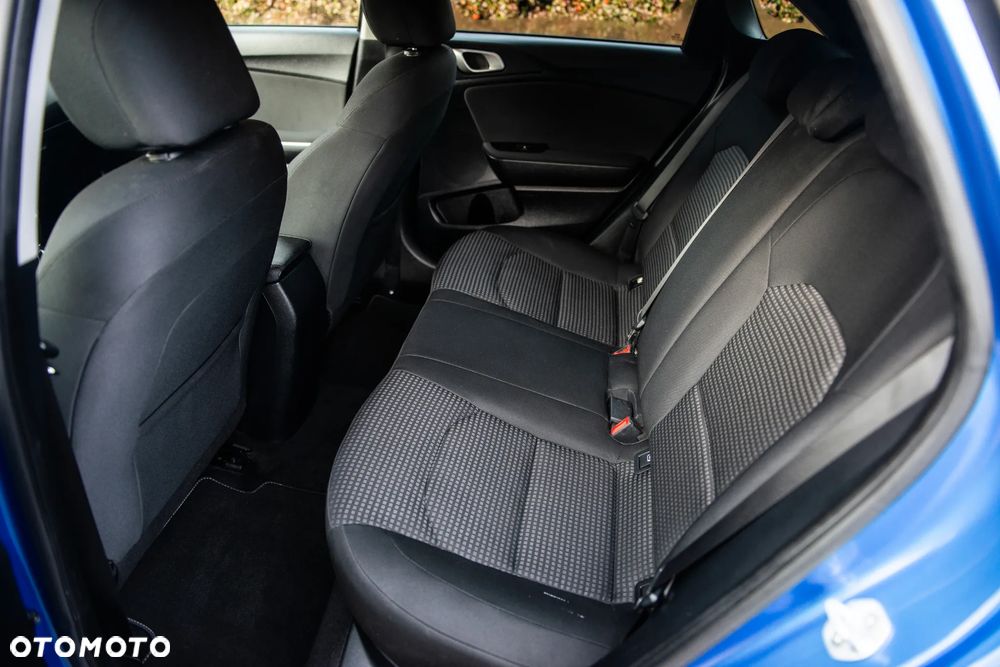 Kia Ceed 1.4 Business Line - 23