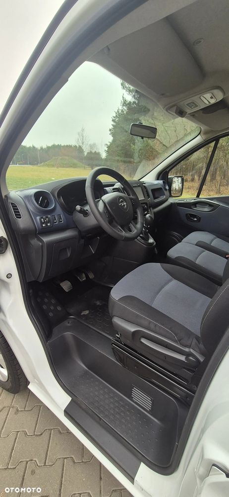 Opel Vivaro - 9