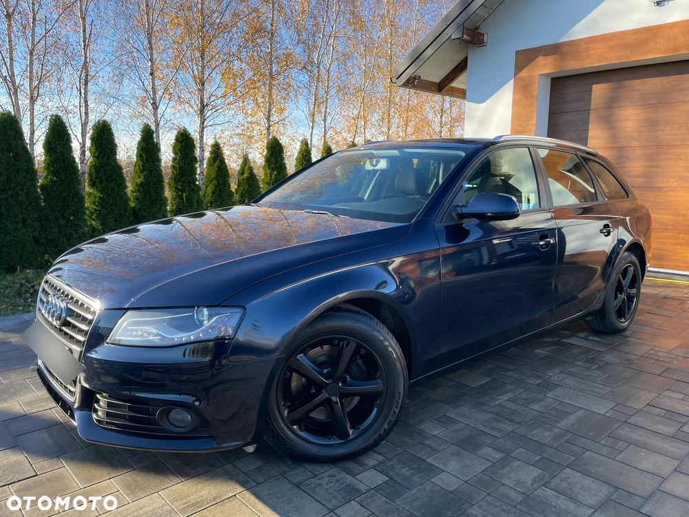 Audi A4 Avant - 8