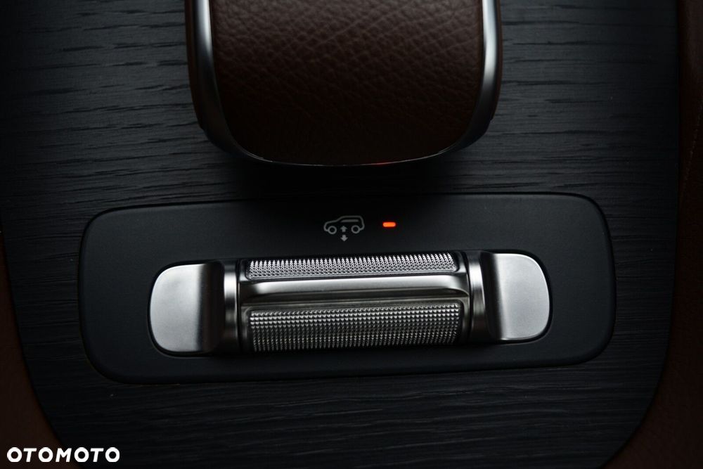 Mercedes-Benz GLE - 23