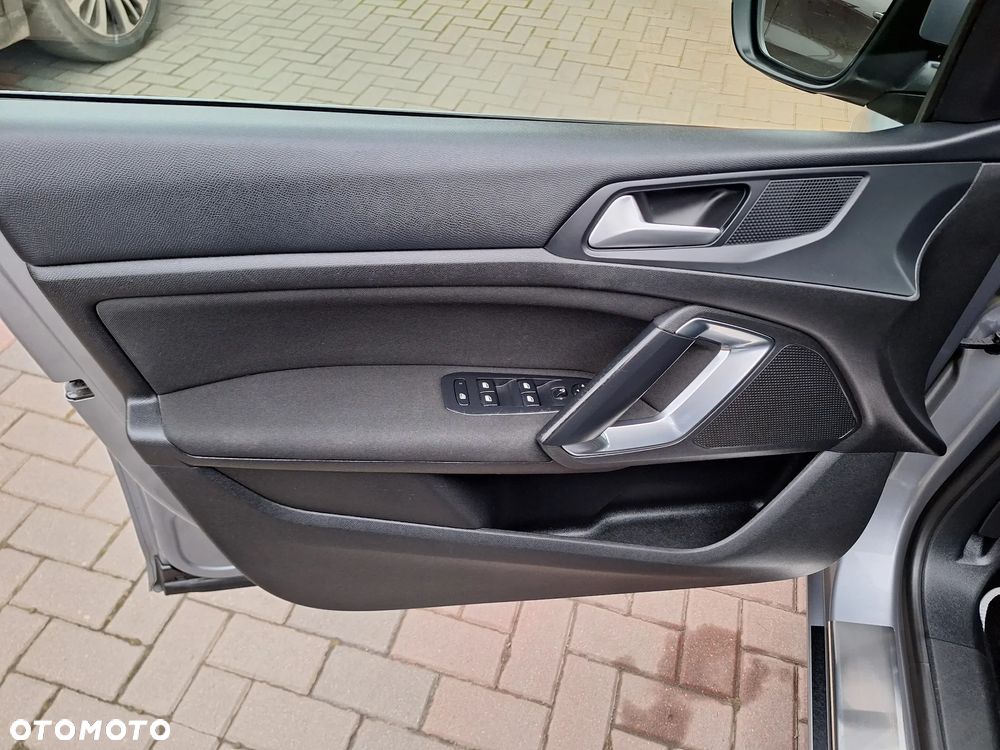 Peugeot 308 BlueHDi 120 Stop & Start Allure - 26