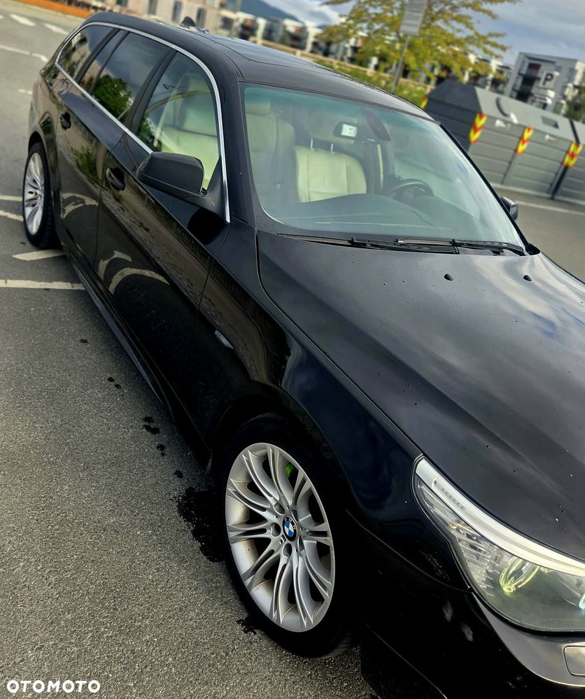 BMW Seria 5 525d - 2