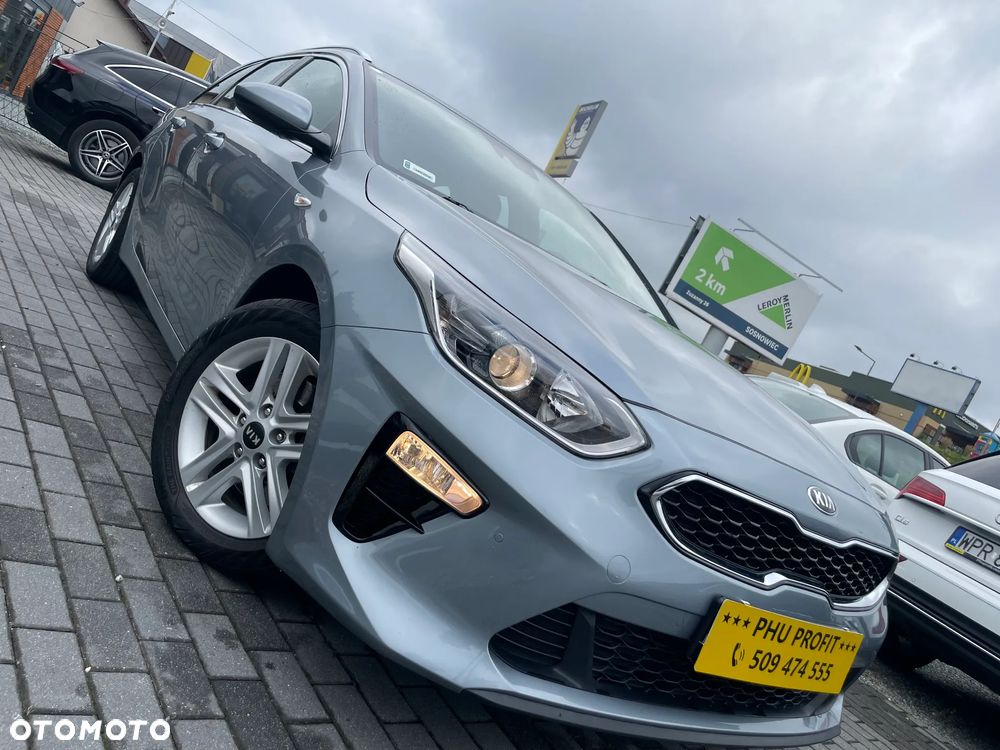 Kia Ceed 1.6 CRDi SCR M - 3