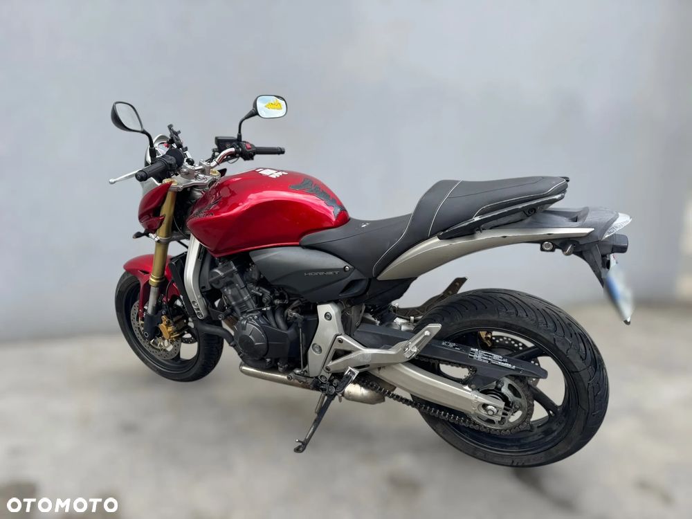 Honda Hornet - 4