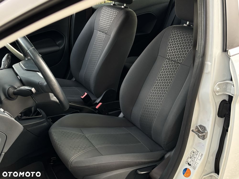 Ford Fiesta - 5