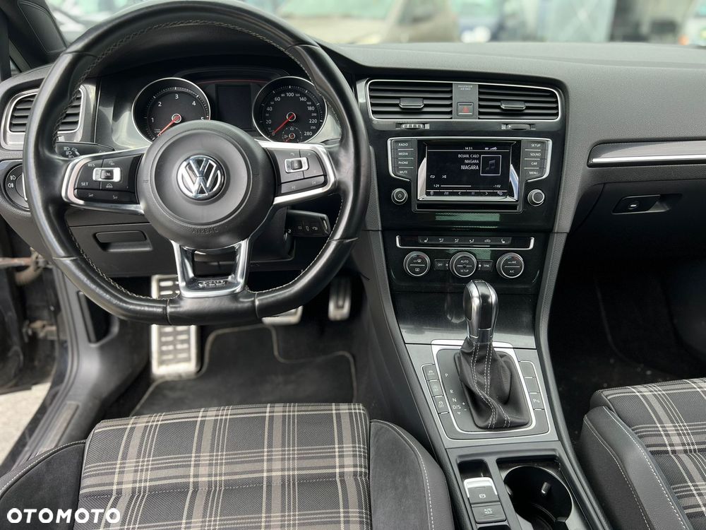 Volkswagen Golf GTD 2.0 TDI SCR DSG - 8