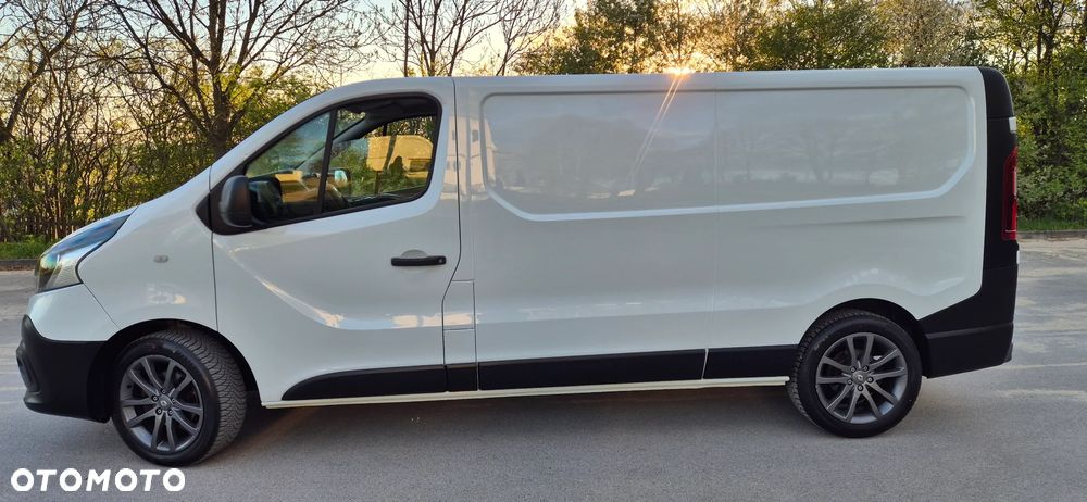 Renault Trafic - 23