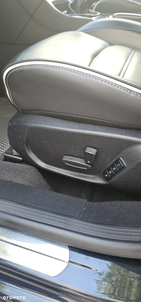Ford Mondeo 2.0 TDCi Titanium - 23