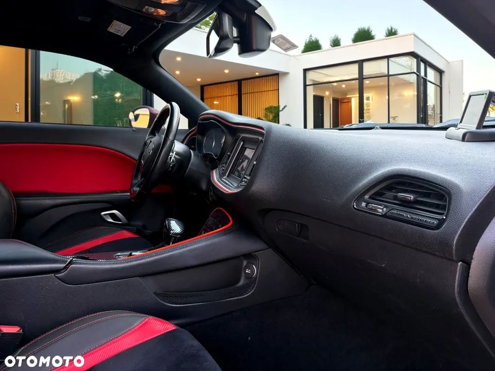 Dodge Challenger 5.7 R/T - 12