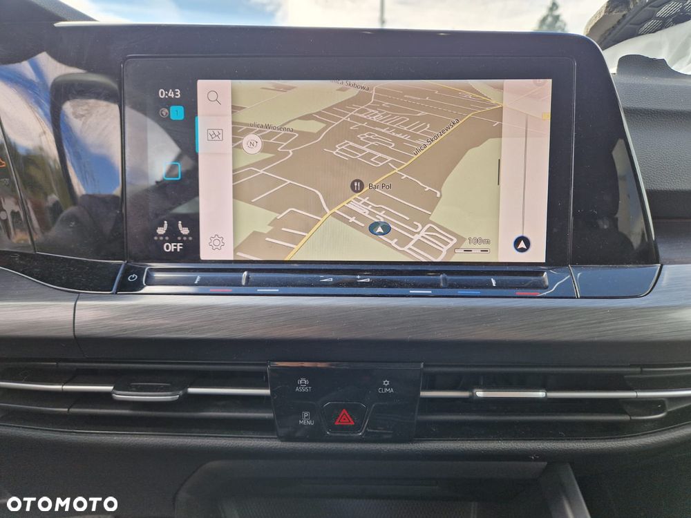 Volkswagen Golf 1.5 eTSI EVO Style DSG - 22