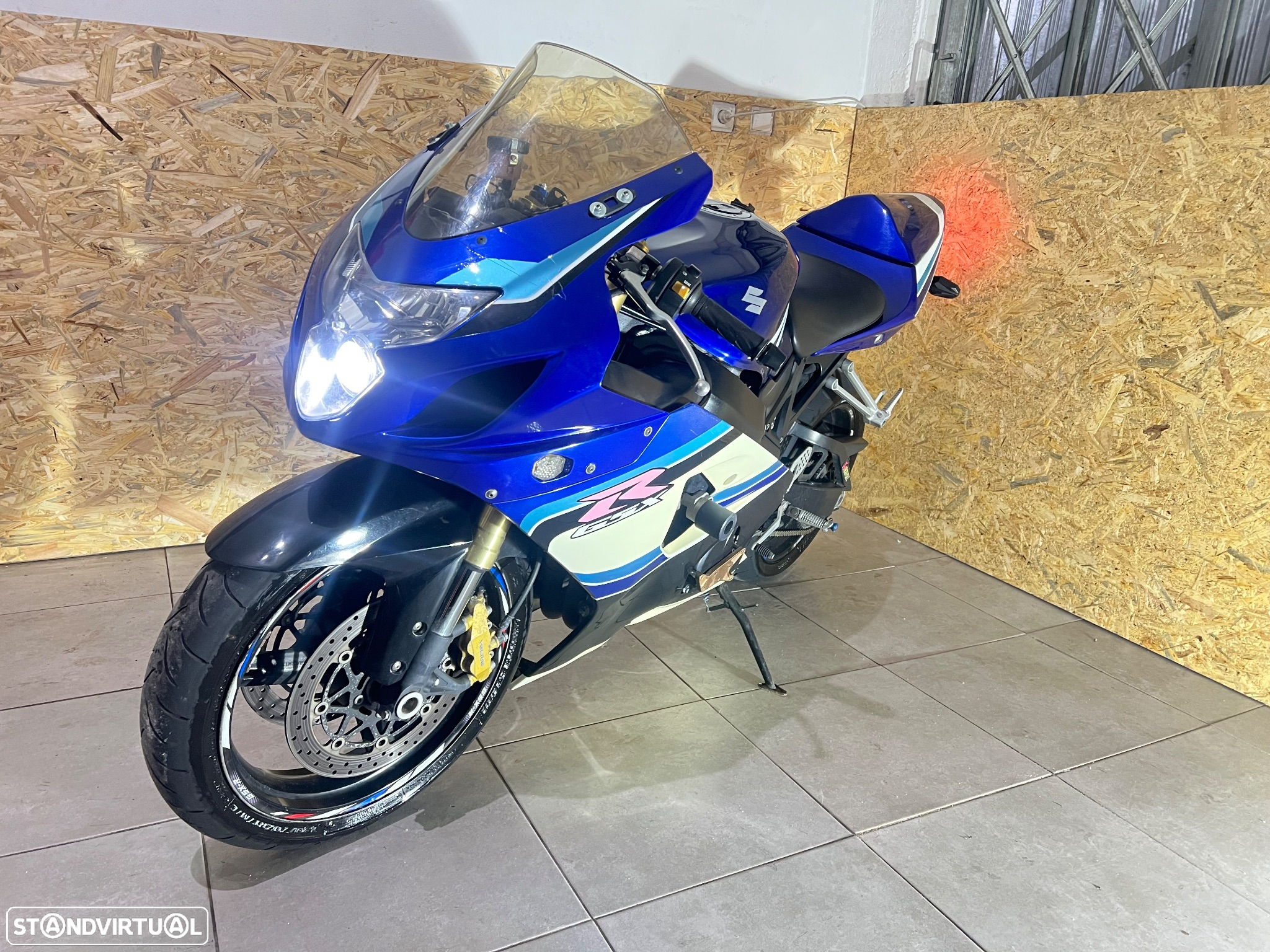 Suzuki GSX-R - 3