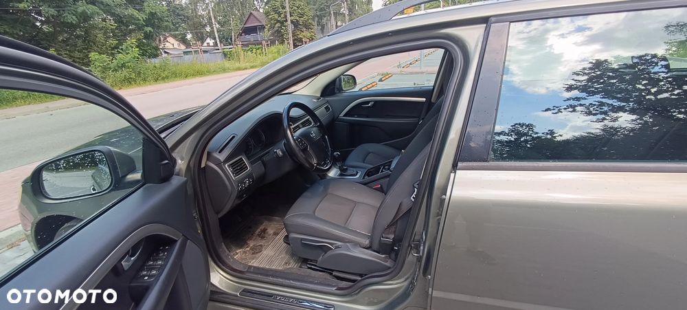 Volvo V70 2.0 Momentum - 5