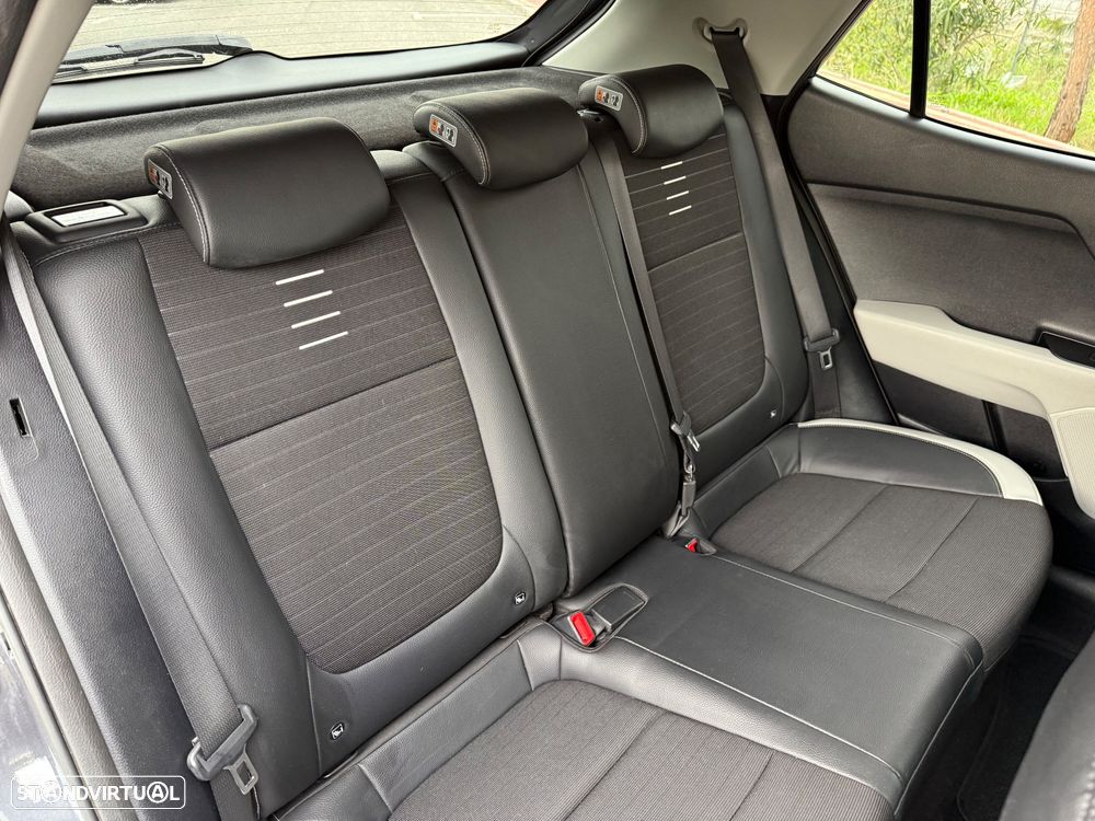 Kia Stonic 1.6 CRDi TX - 18