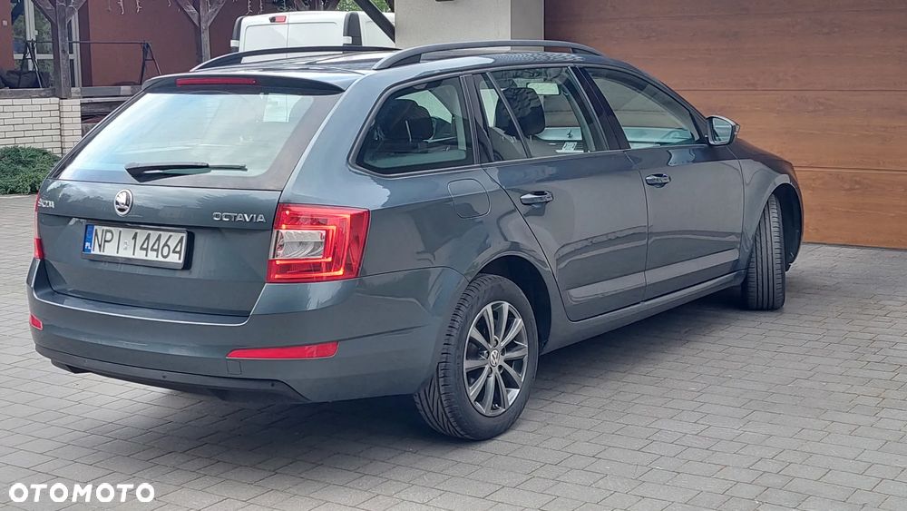 Skoda Octavia 2.0 TDI Ambition DSG - 35