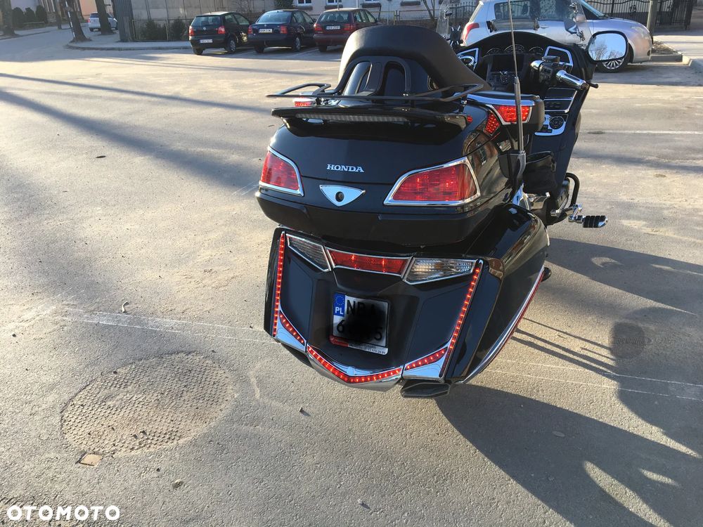 Honda GL - 9
