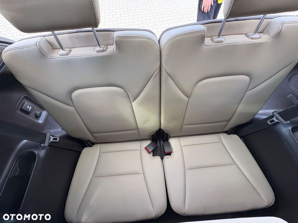 Hyundai Santa Fe 2.2 CRDi Premium 7os - 13