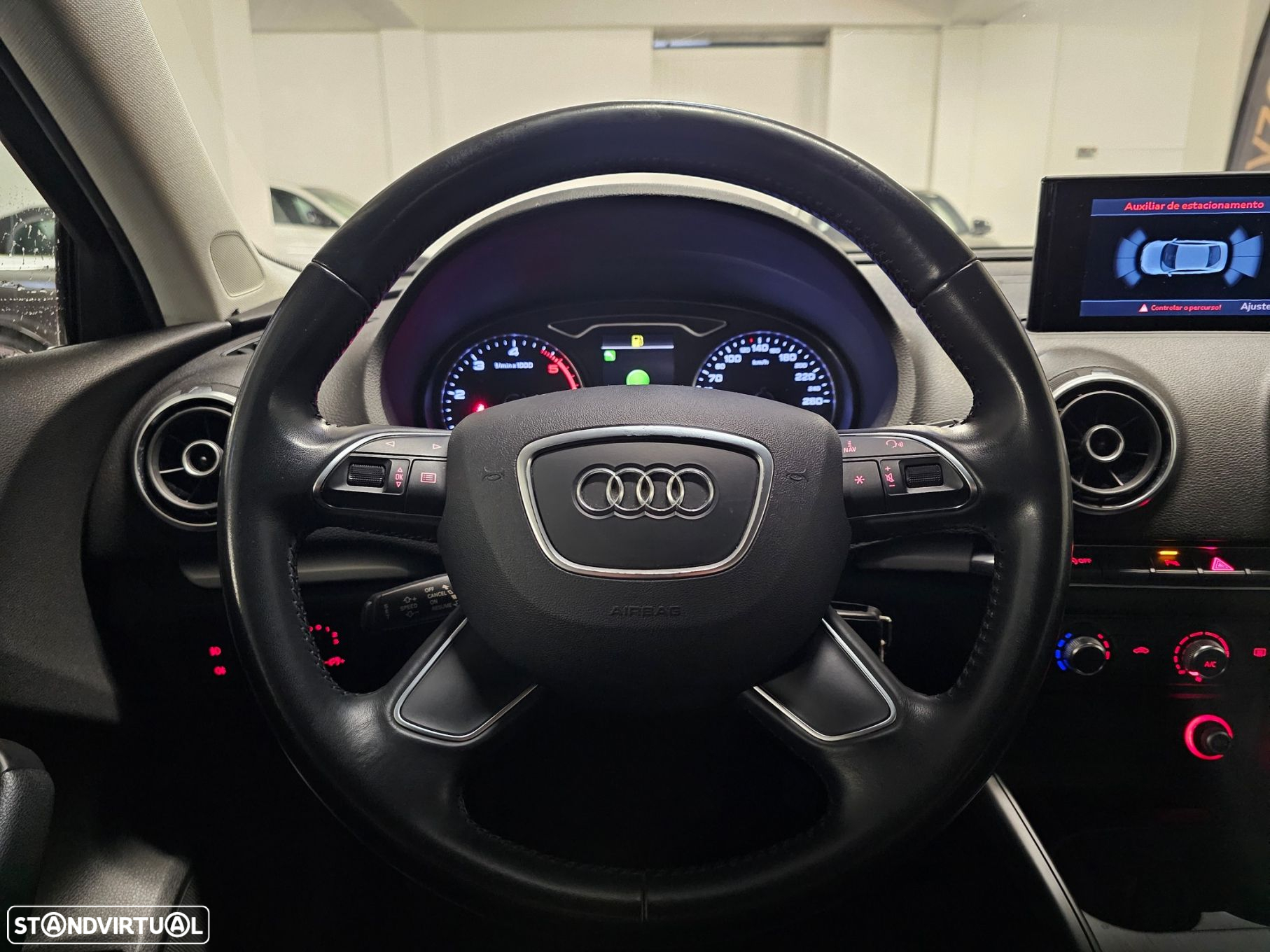 Audi A3 Limousine 1.6 TDI Advance Ultra - 15