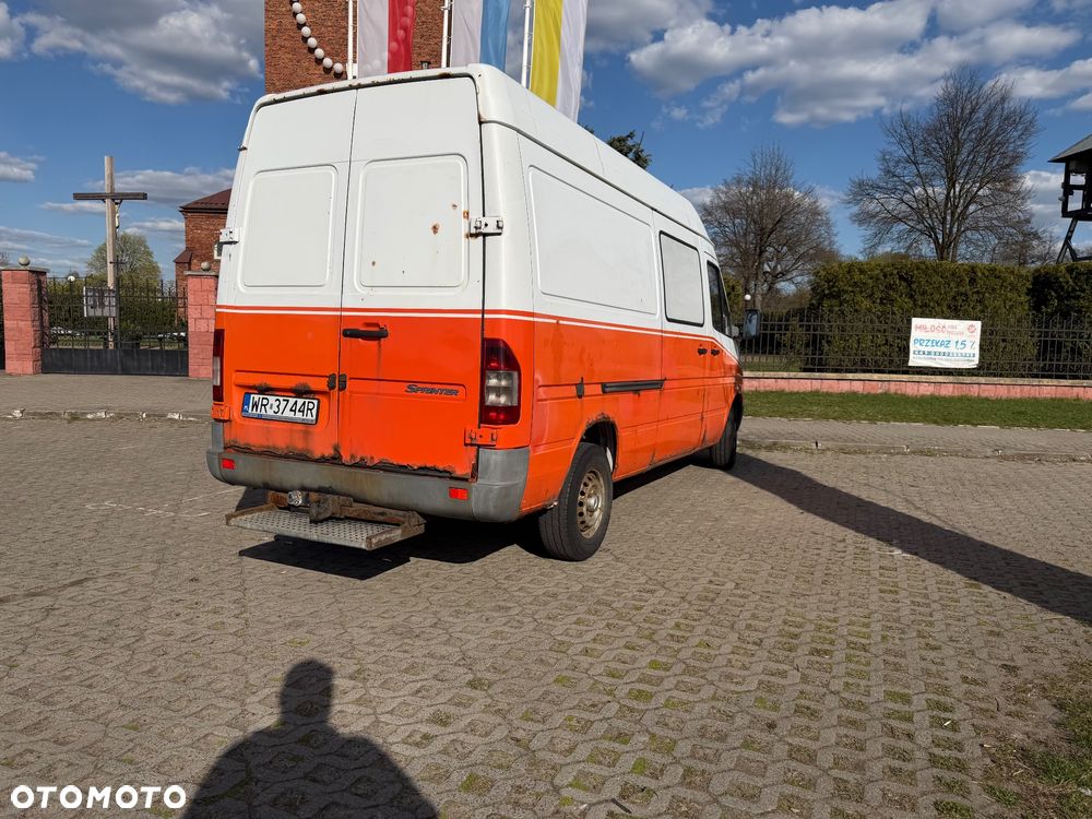 Mercedes-Benz Sprinter - 7