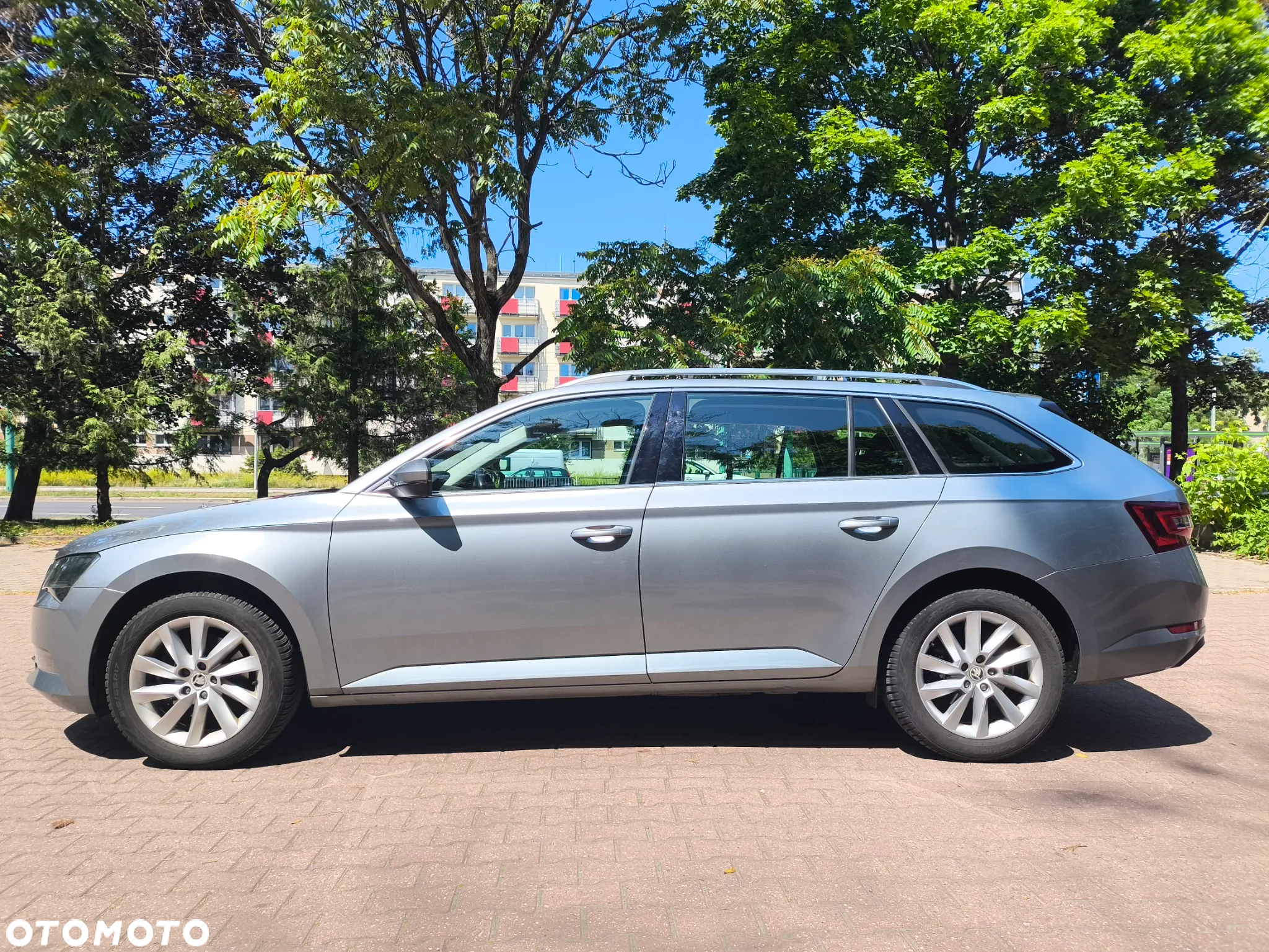 Skoda Superb 2.0 TDI Style - 3