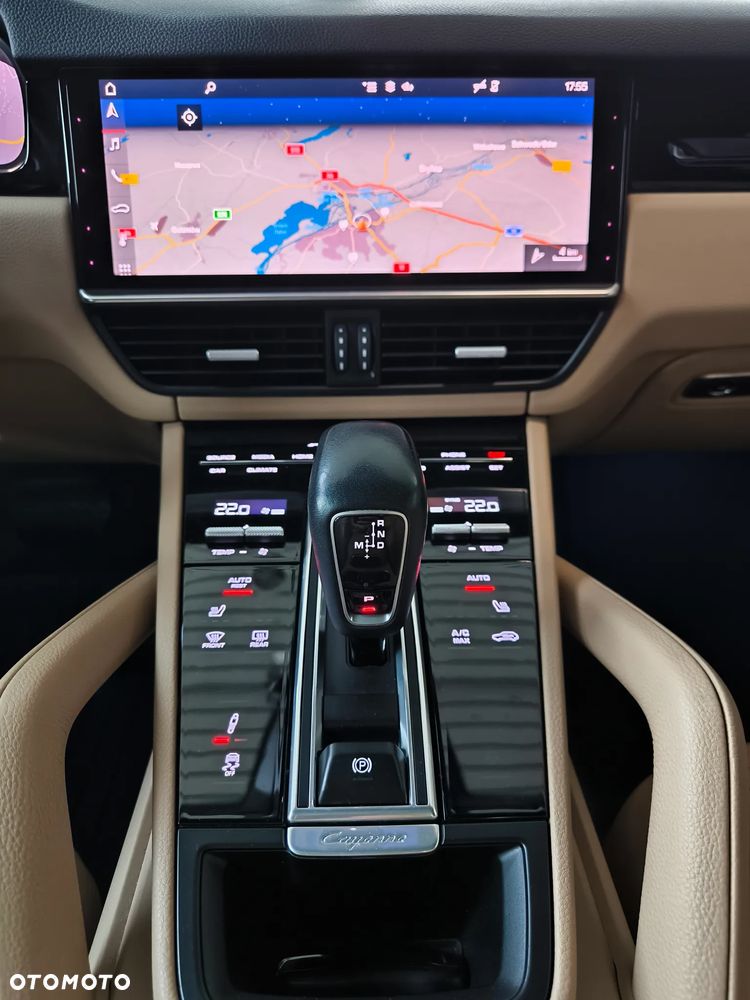 Porsche Cayenne Standard - 20