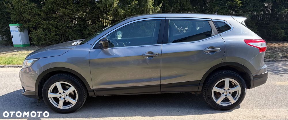 Nissan Qashqai 1.6 DCi 4x4 N-Connecta EU6 - 3