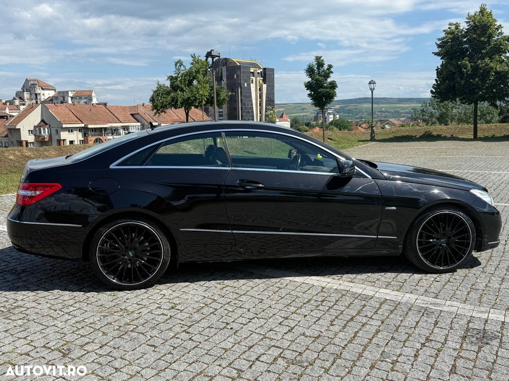 MERCEDES-BENZ E-Class 2012 — imagine 12