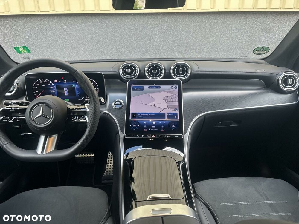 Mercedes-Benz GLC - 15