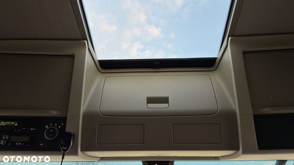 Volvo FH 500 l KSENON l LODÓWKA l 4 PODUSZKI KABINA - 33