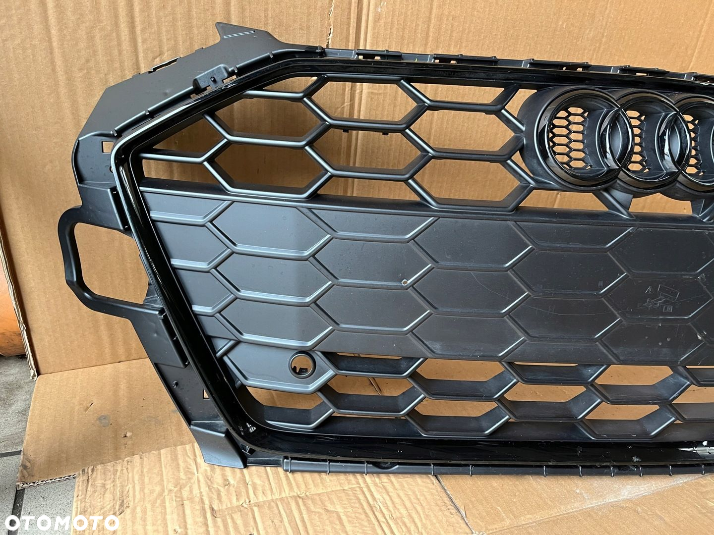 Atrapa chłodnicy grill AUDI A4 B9 lift s line - 3