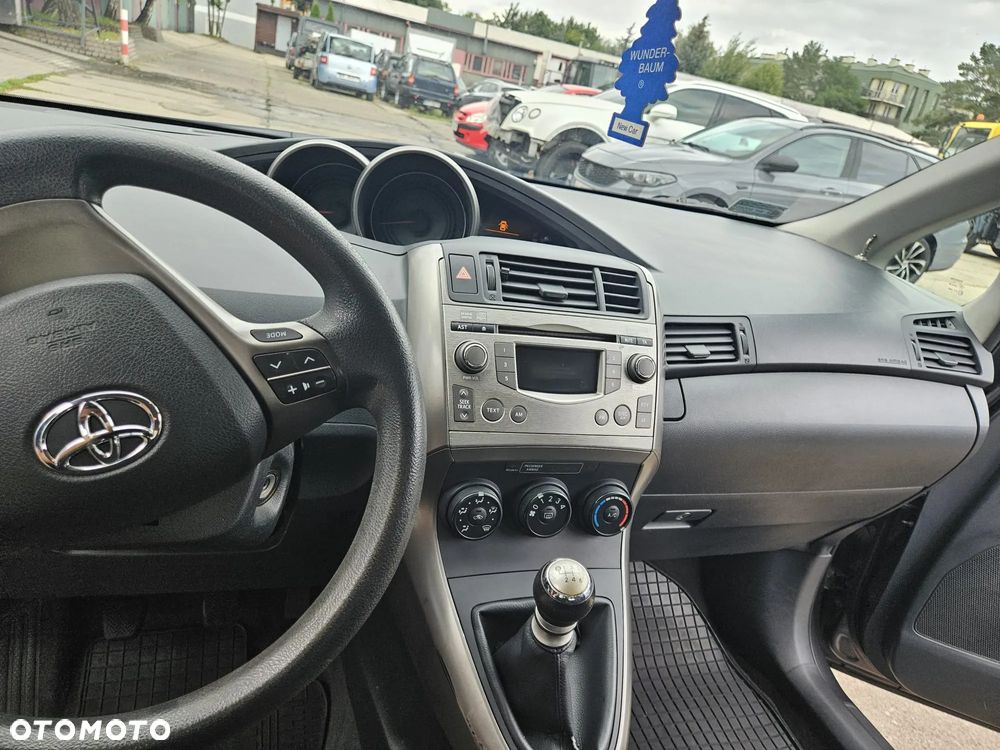 Toyota Verso 1.6 Luna EU5 - 27