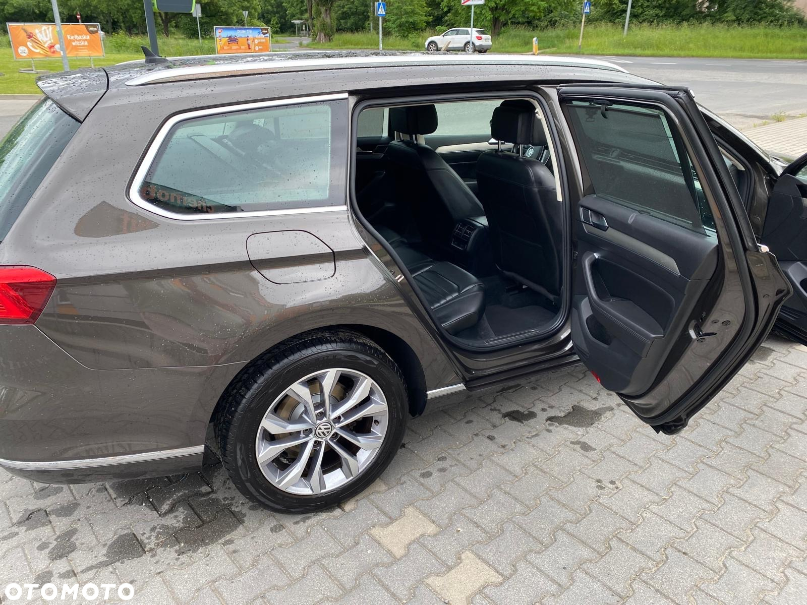 Volkswagen Passat Variant 1.6 TDI SCR DSG Comfortline - 26