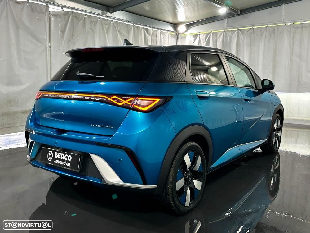 BYD Dolphin 60.4 kWh Design - 5