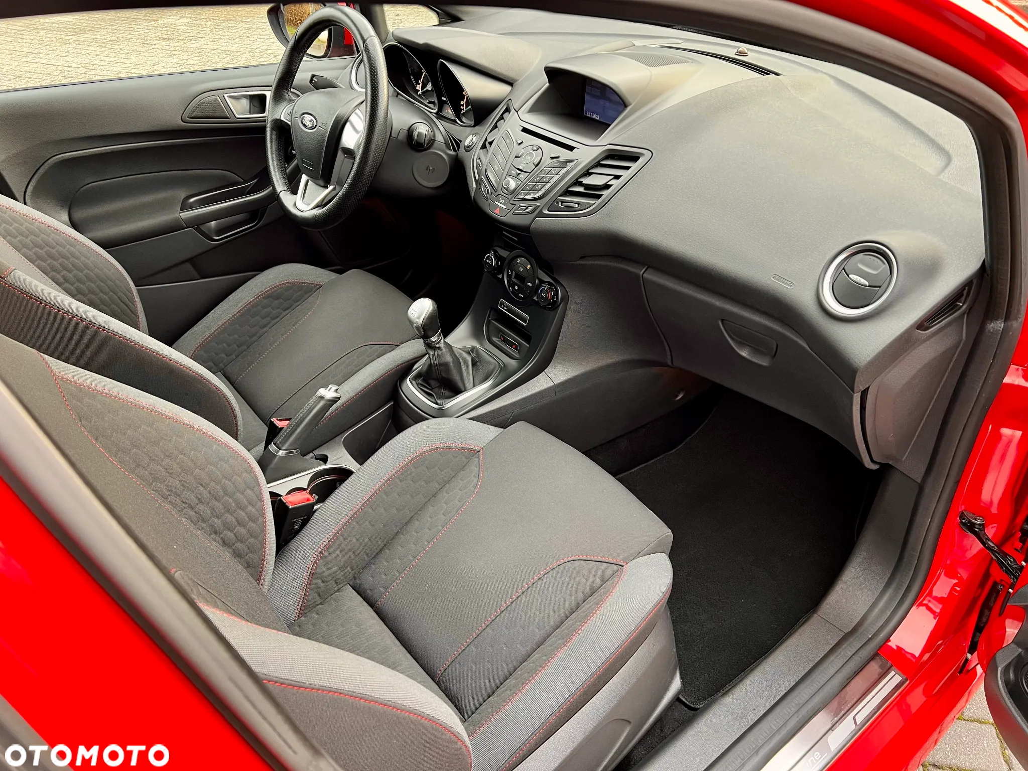 Ford Fiesta 1.0 EcoBoost S&S ST-LINE Red - 20