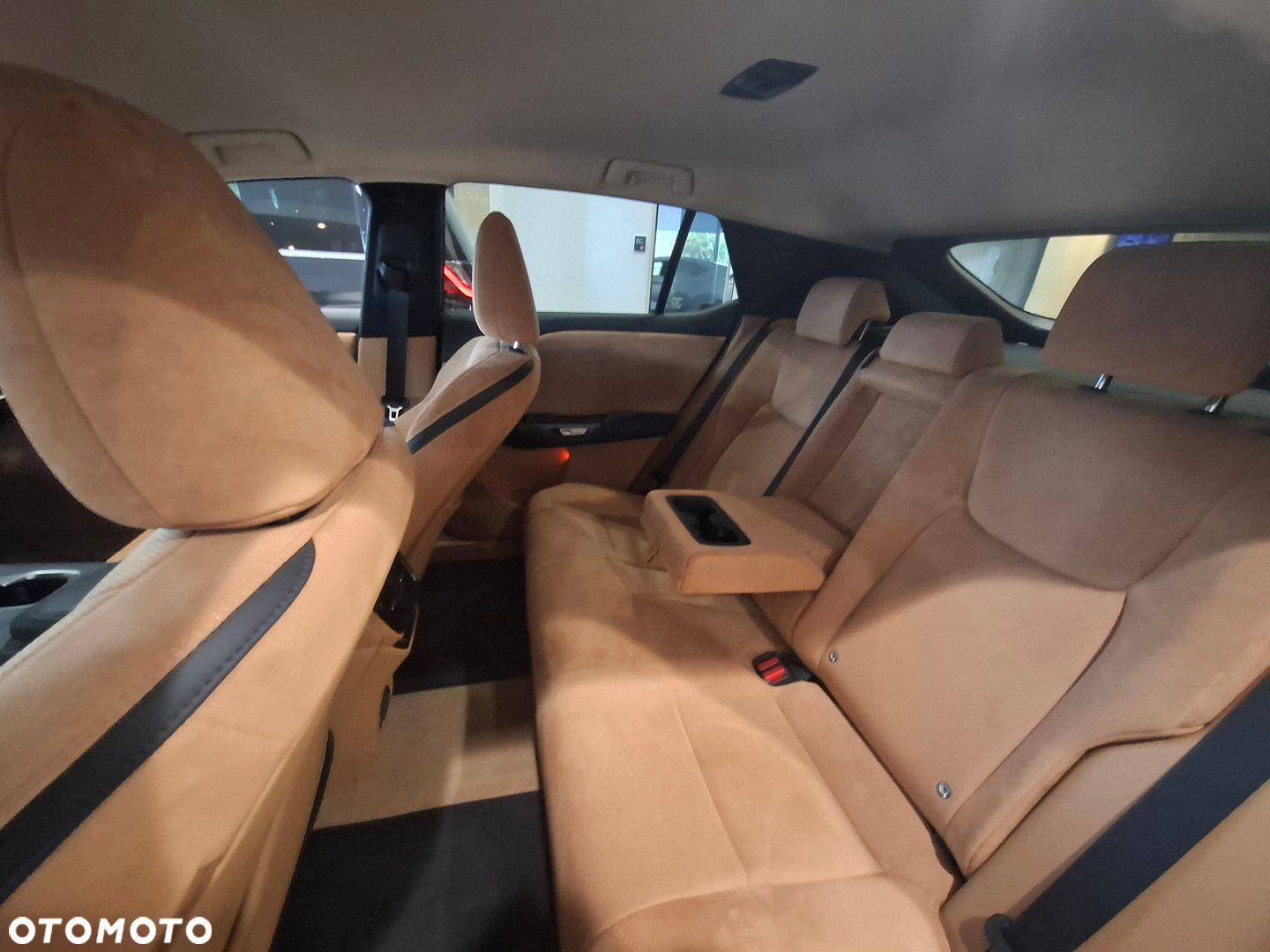 Lexus RZ 450e Omotenashi DIRECT4 - 14