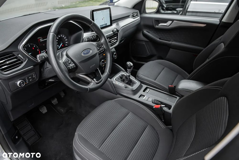 Ford Kuga - 15