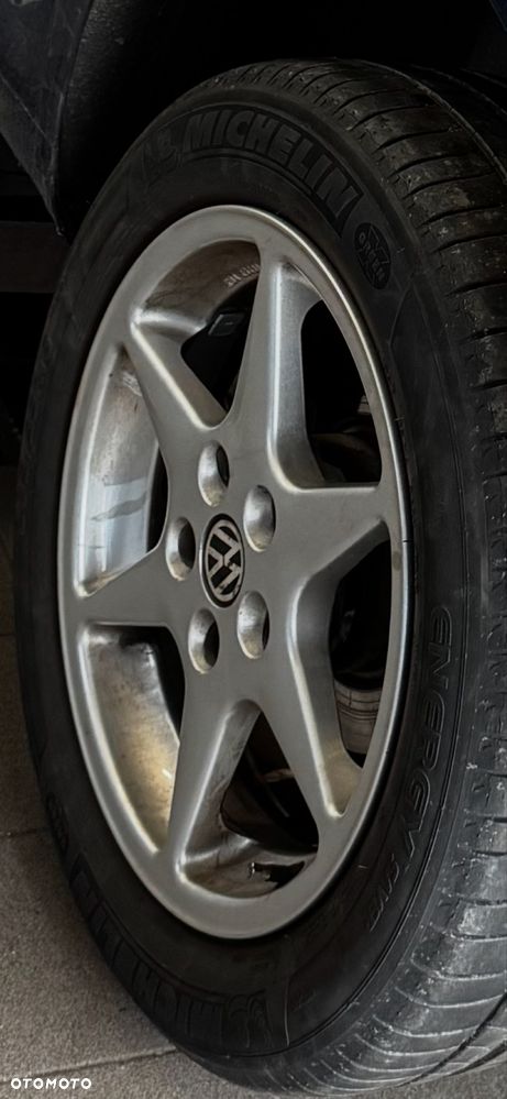 Volkswagen Golf 2006 photo 2