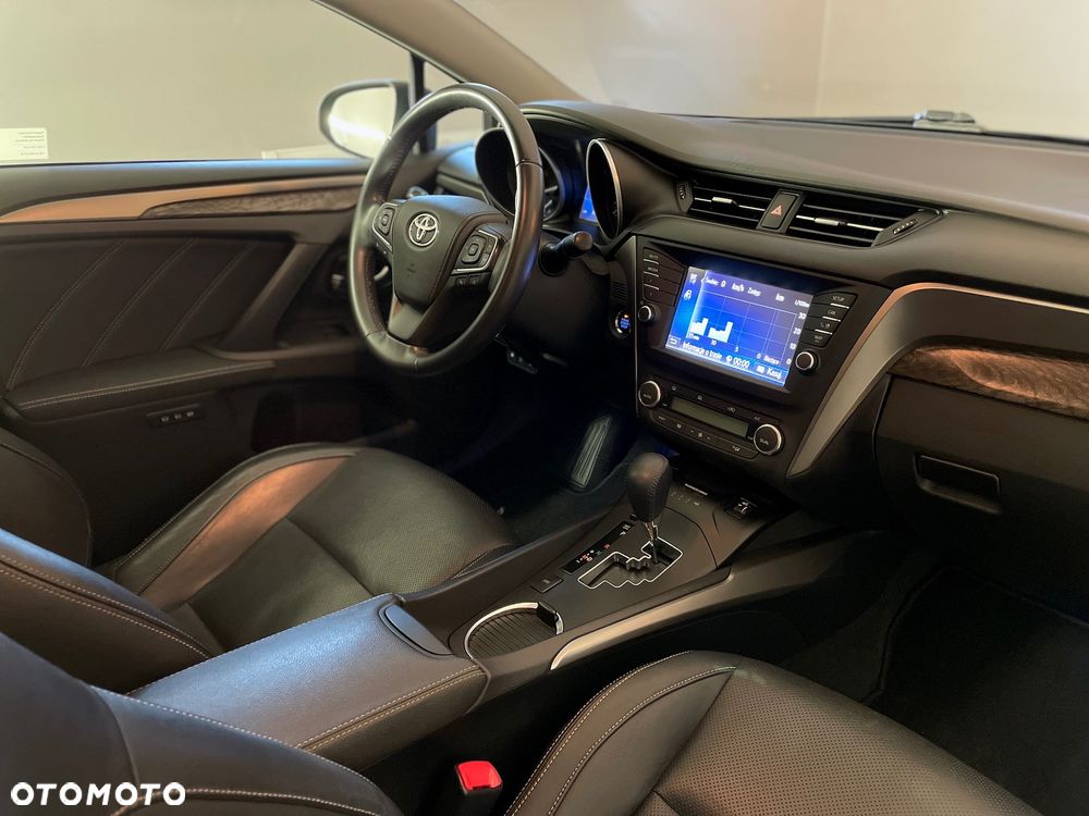 Toyota Avensis 2.0 Prestige MS - 18