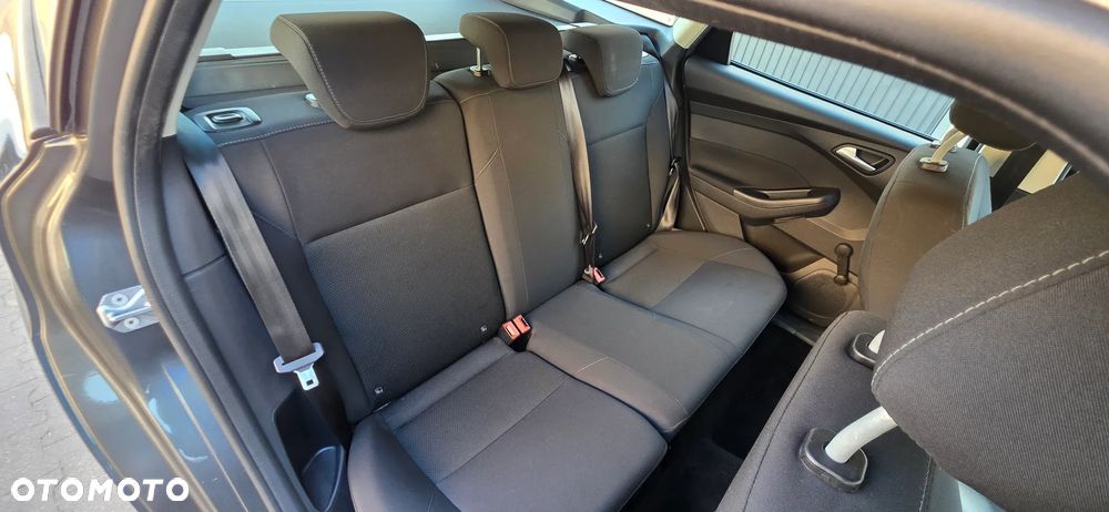 Ford Focus 1.0 EcoBoost Titanium - 25
