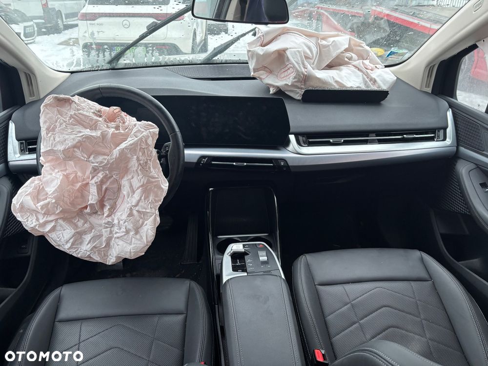 BMW Seria 2 218d Sport-Aut Sport Line - 7