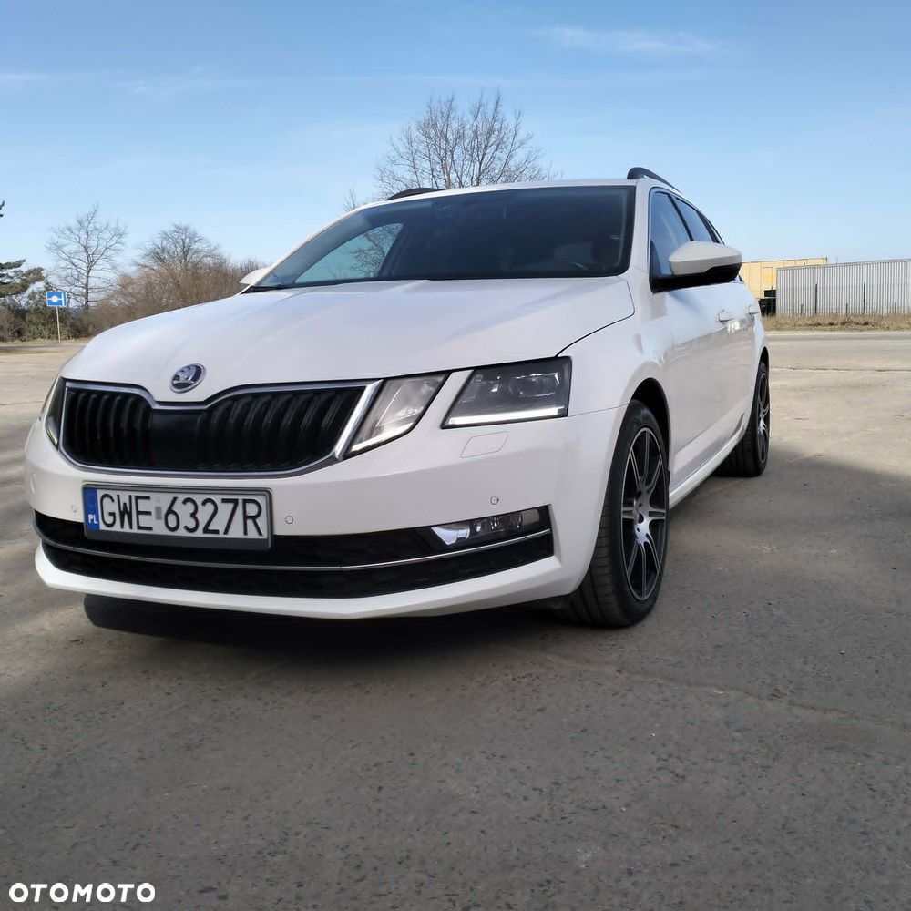 Skoda Octavia 2.0 TDI SCR Clever DSG - 1