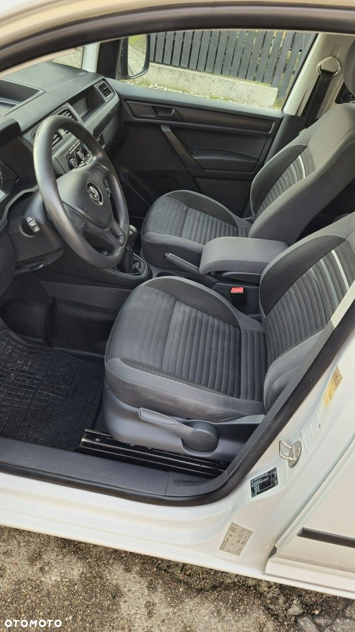 Volkswagen Caddy - 9
