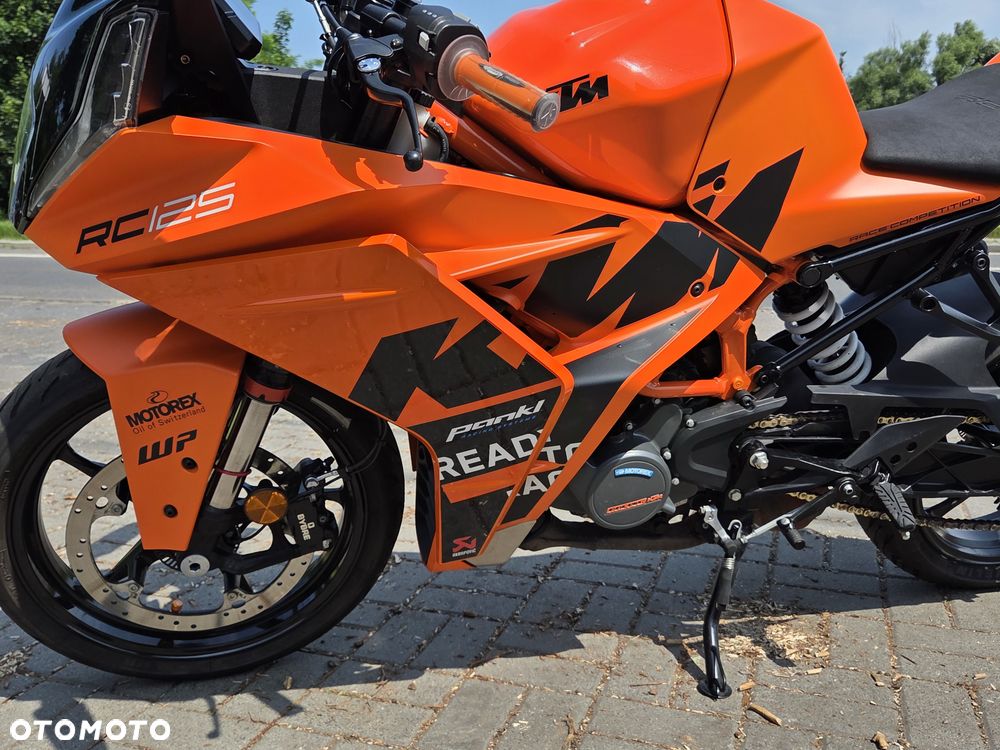 KTM RC 125 - 32