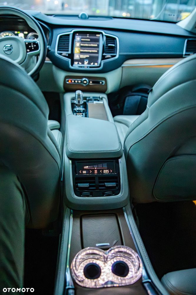 Volvo XC 90 T8 AWD Plug-In Hybrid Excellence - 17