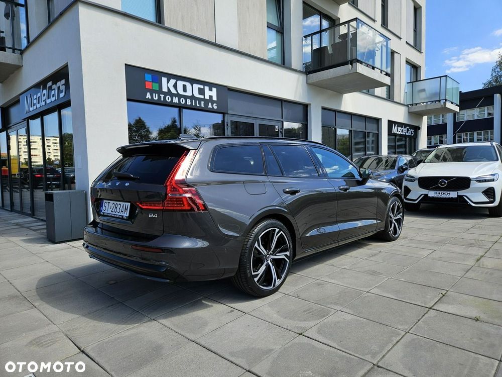 Volvo V60 B4 B DKG Ultra Dark - 4