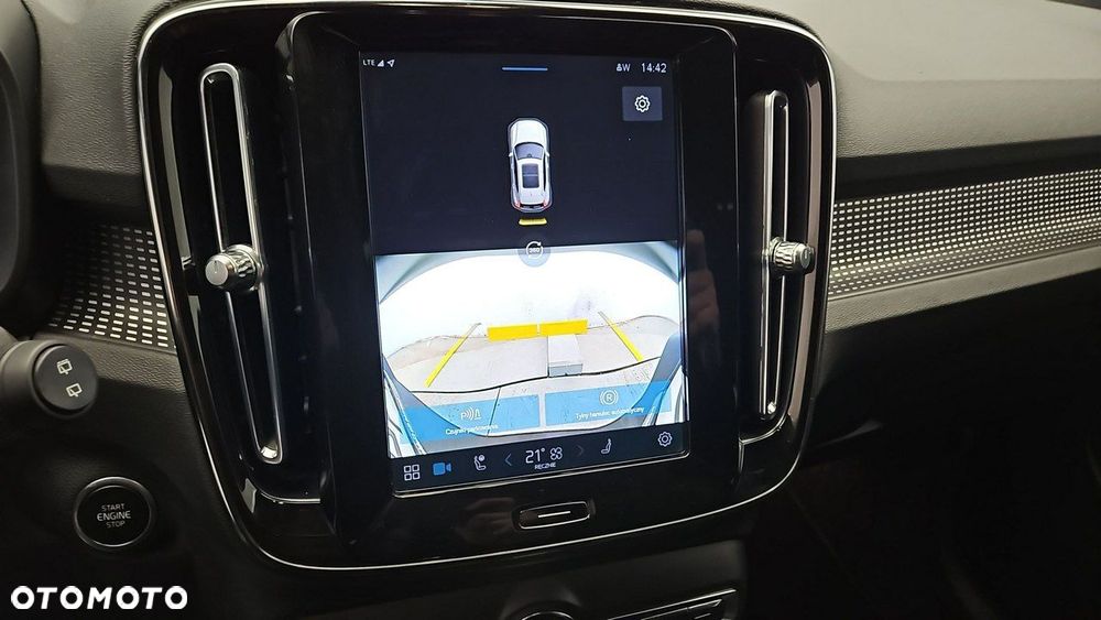 Volvo XC 40 B3 Plus Bright - 20