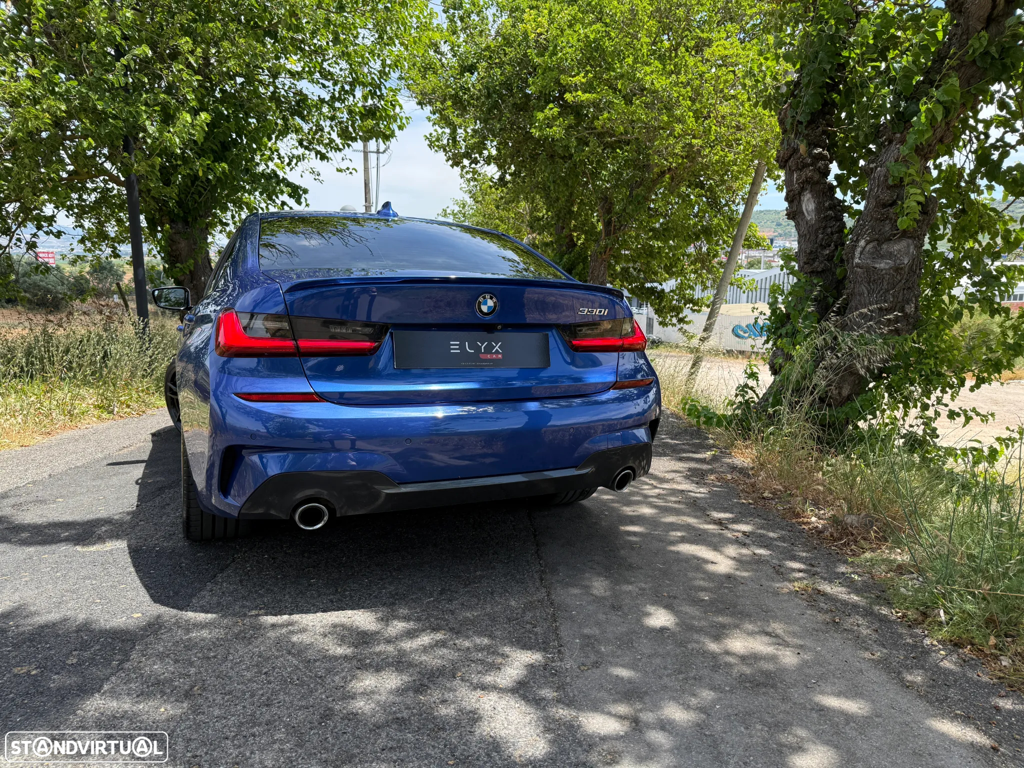 BMW 330 i Pack M Auto - 10