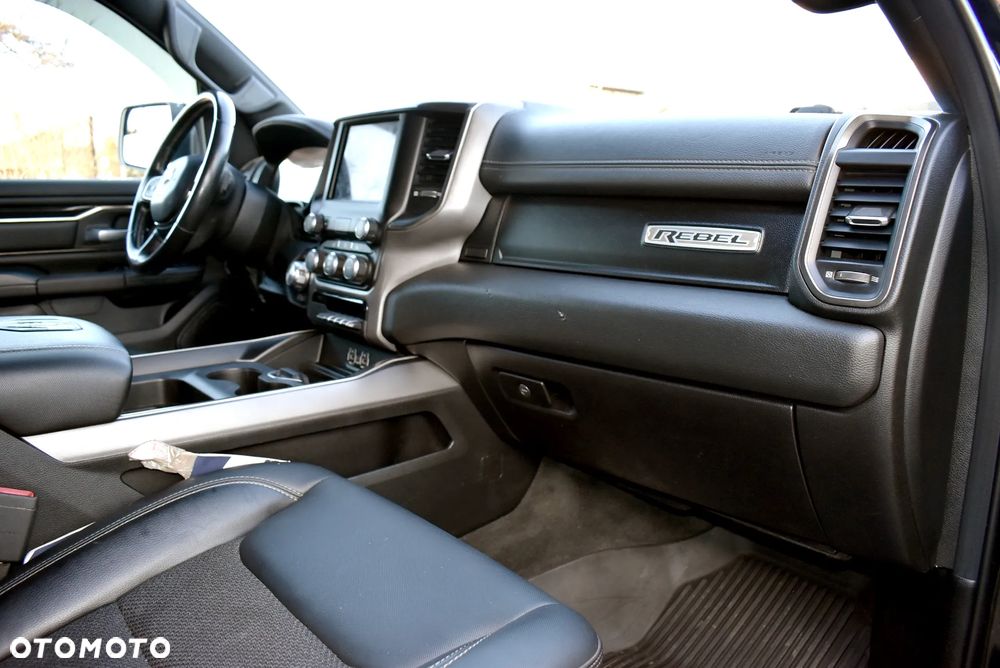 Dodge RAM - 22