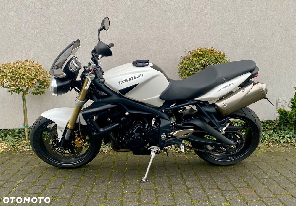 Triumph Street Triple - 5